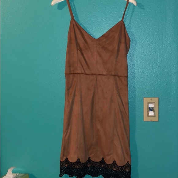 New Missguided faux suede sexy dress w/ black trim fashion nova style - Picture 2 of 10